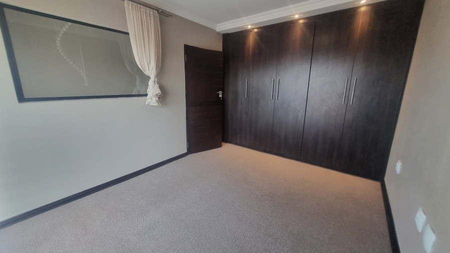 3 Bedroom Property for Sale in Wild Olive Estate Free State